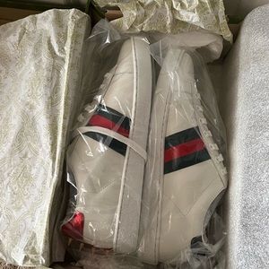 White Gucci sneakers